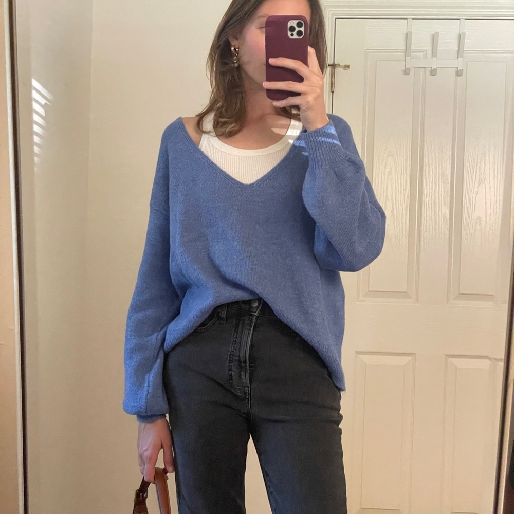 Y.A.S. Emmy deep v-neck soft knit sweater in blue